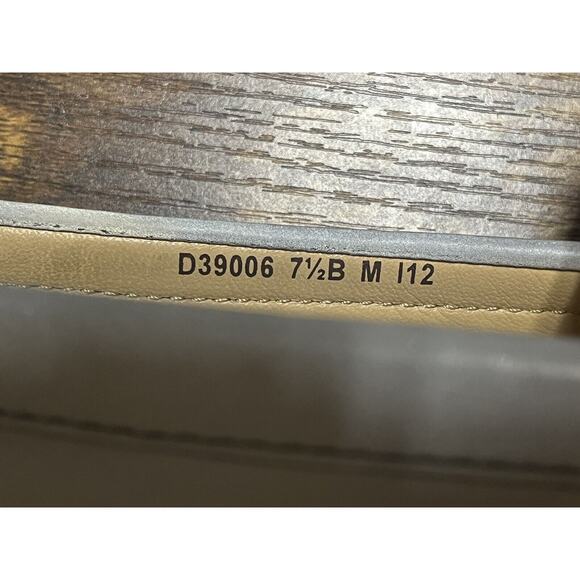 COLE HAAN - Women's Penny Loafer - REFLECTIVE SILVER - Size 7.5 M Slip On - Picture 11 of 12